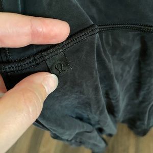 Lululemon into something good leggings. Size 8